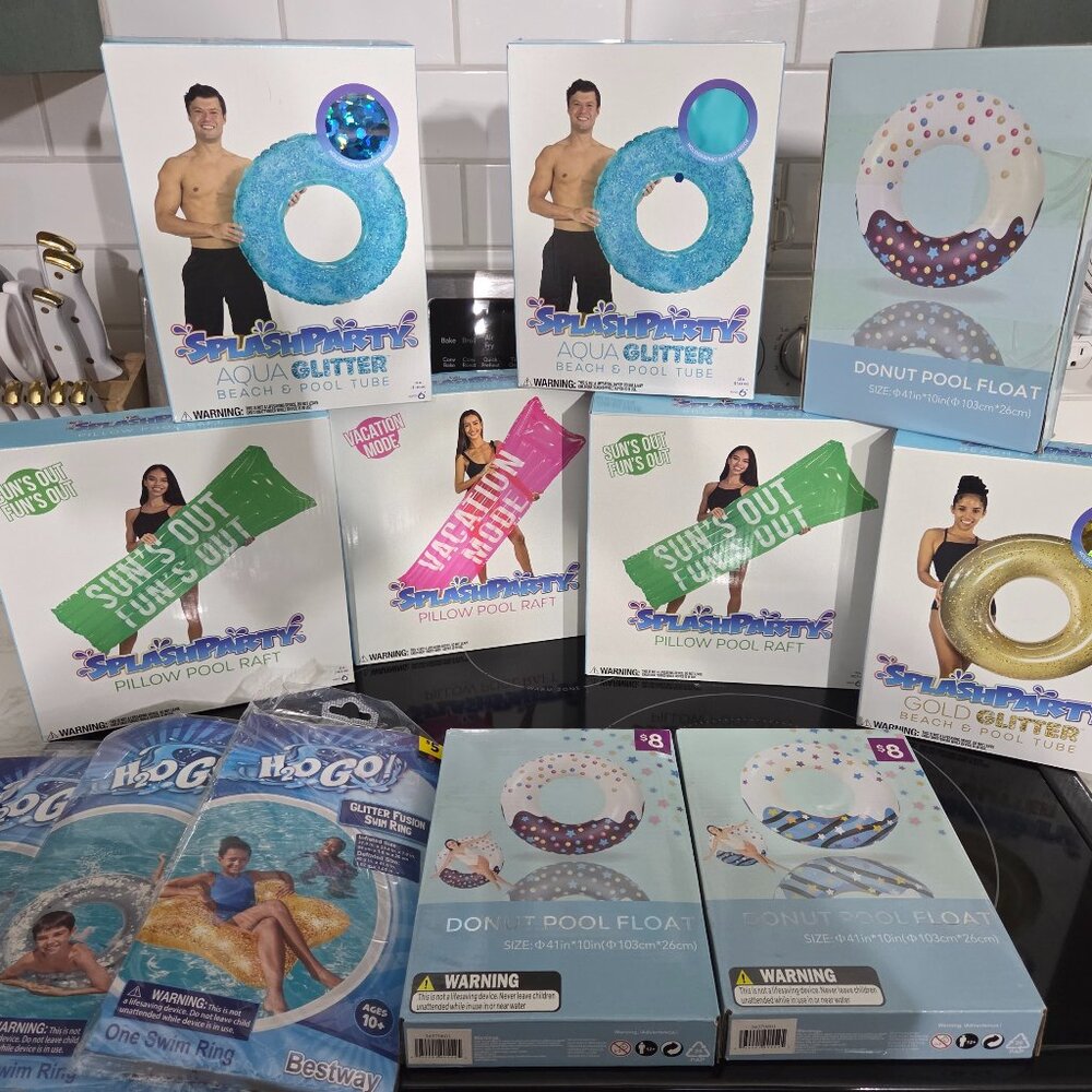Pool floats